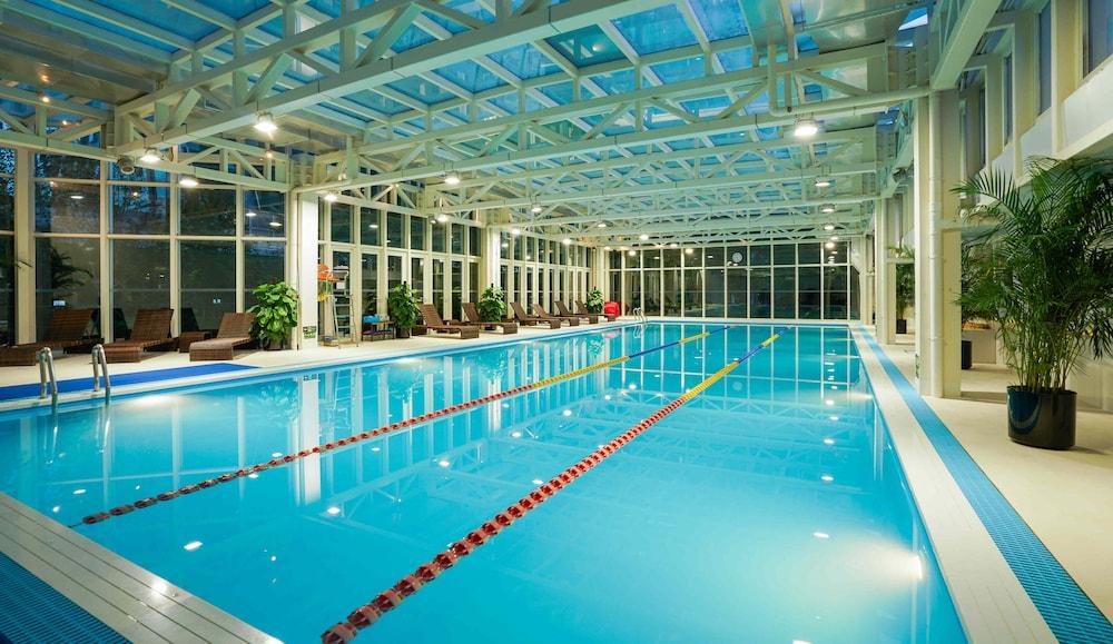 Doubletree By Hilton Beijing Hotel Bagian luar foto