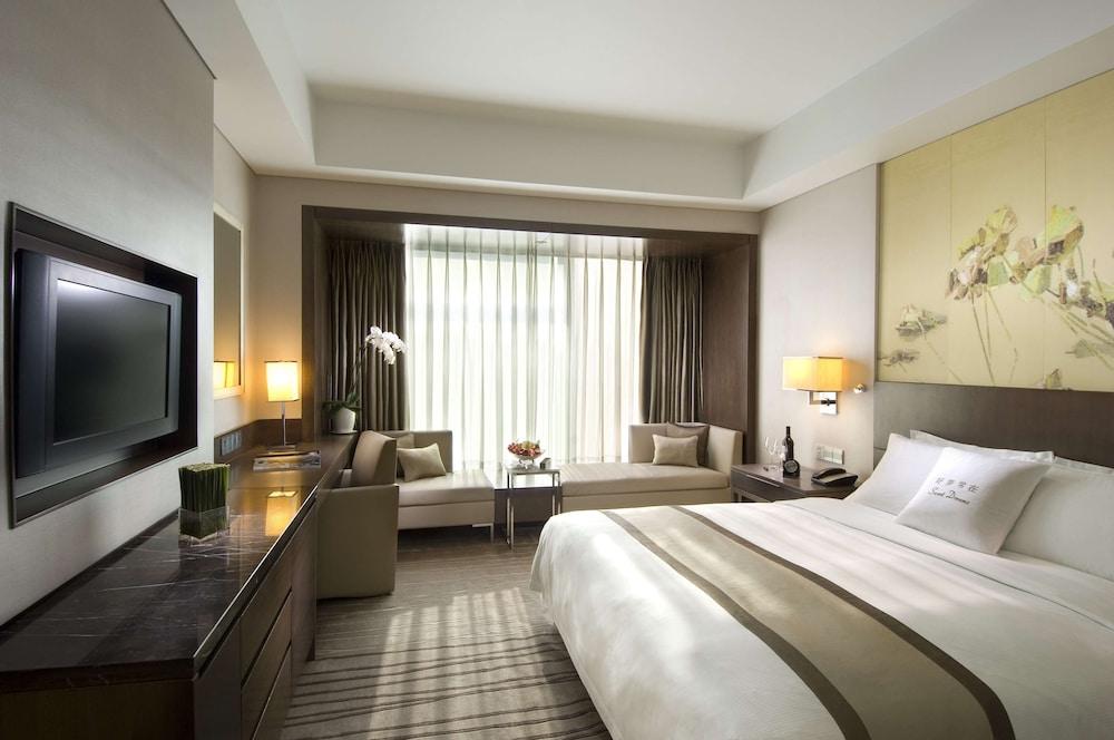 Doubletree By Hilton Beijing Hotel Bagian luar foto