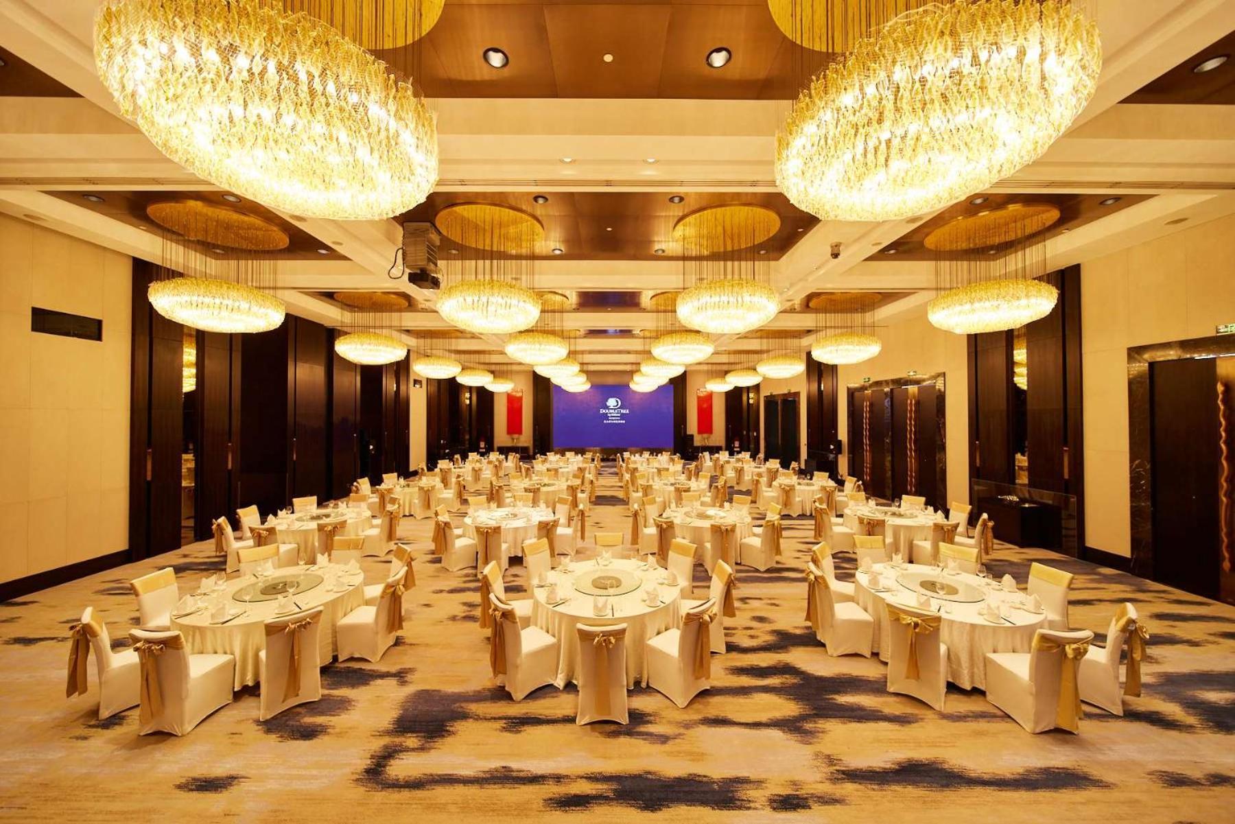 Doubletree By Hilton Beijing Hotel Bagian luar foto