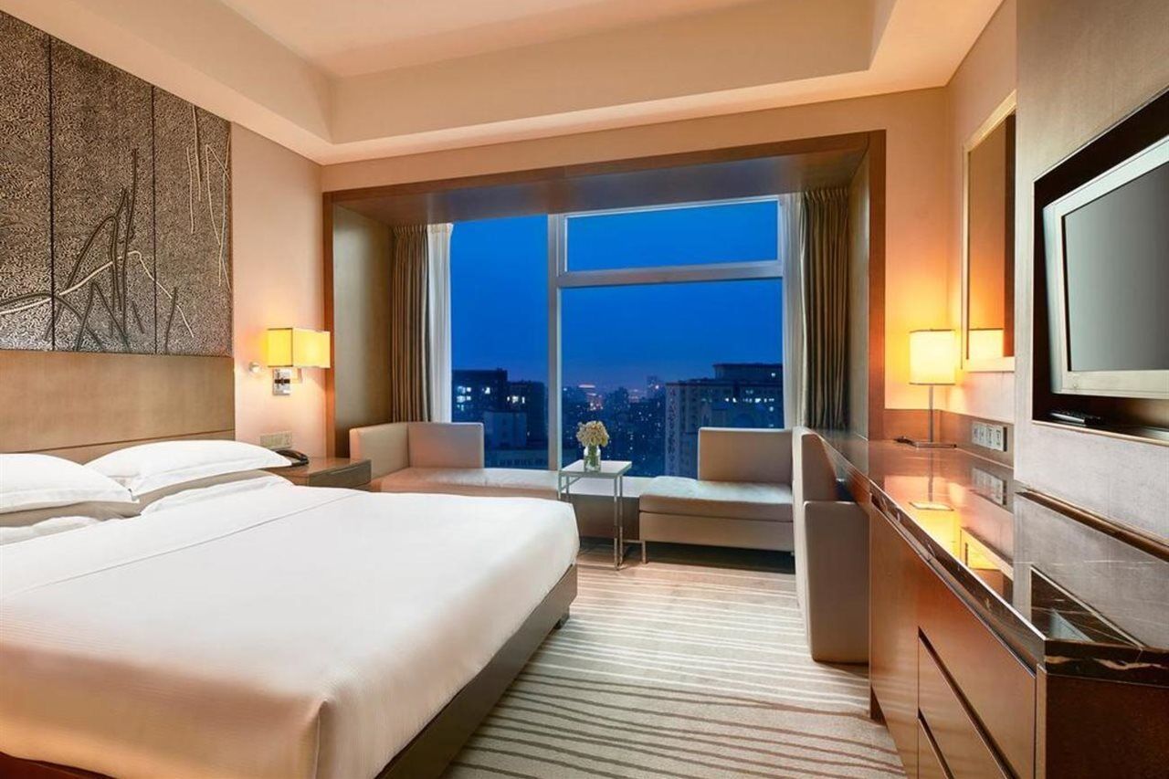 Doubletree By Hilton Beijing Hotel Bagian luar foto
